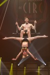 7è Festival Internacional del Circ Elefant d'Or Audrey & Tomas · Trapezi fix · França i EUA - Espectacle vermell